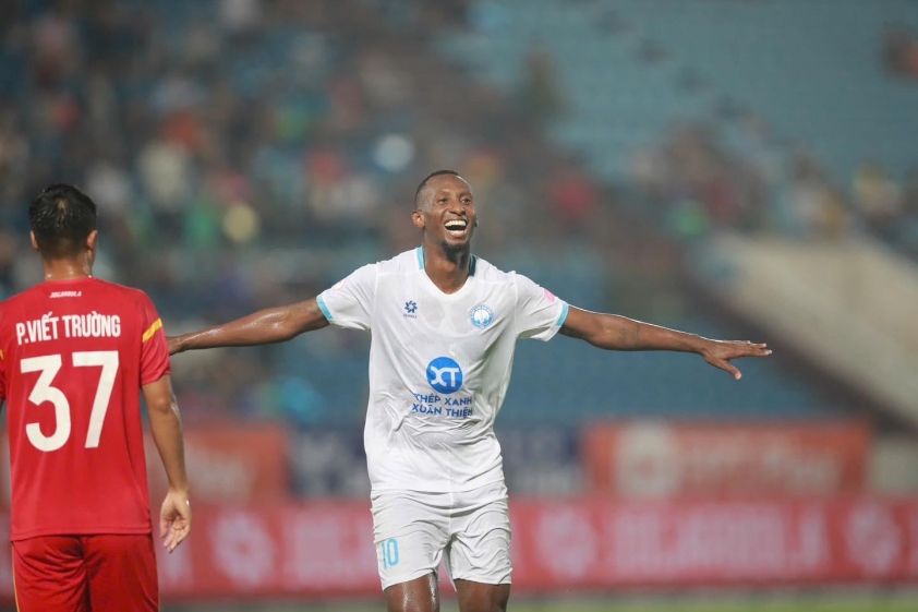 Trực tiếp Nam Định 2-1 PVF-CAND: Ngược dòng thành công-693171