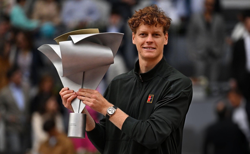 toolxoxcom-final-rbvnfe1mje-69f79d1ca8b26 Sinner bị Zverev 'bắn tùm lum' ở chung kết Madrid Open 2026 829589